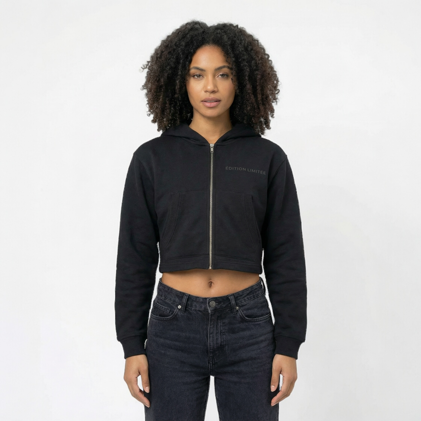XI Édition Limitée Cropped Zip Hoodie In Black