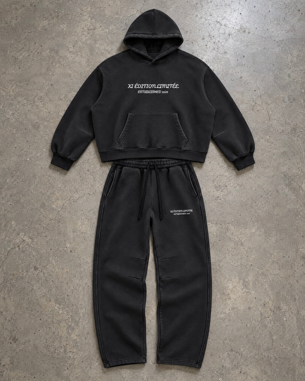 XI ÉDITION LIMITÉE AW26 — Washed Black Hoodie & Sweatpants