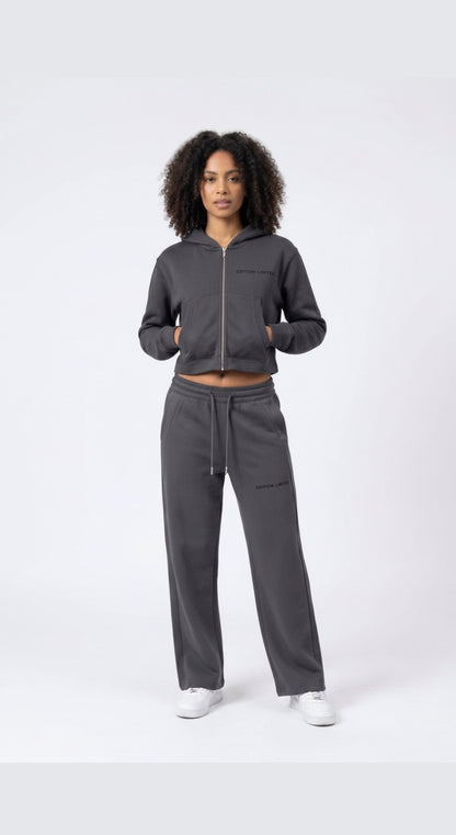 XI Édition Limitée Women's Cropped Zip Hoodie & Sweatpants Set - Charcoal