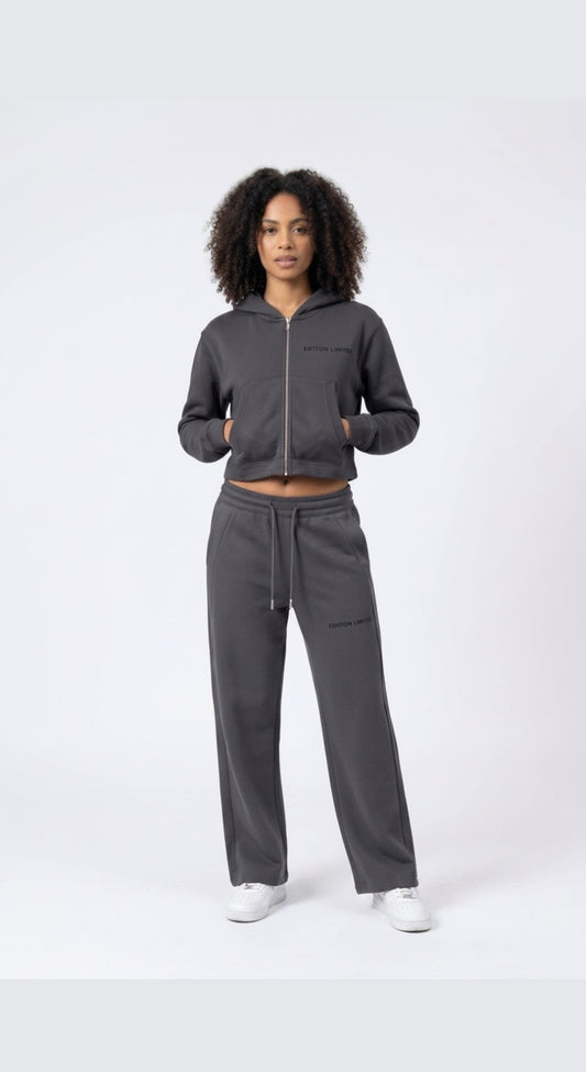 XI Édition Limitée Women's Cropped Zip Hoodie & Sweatpants Set - Charcoal