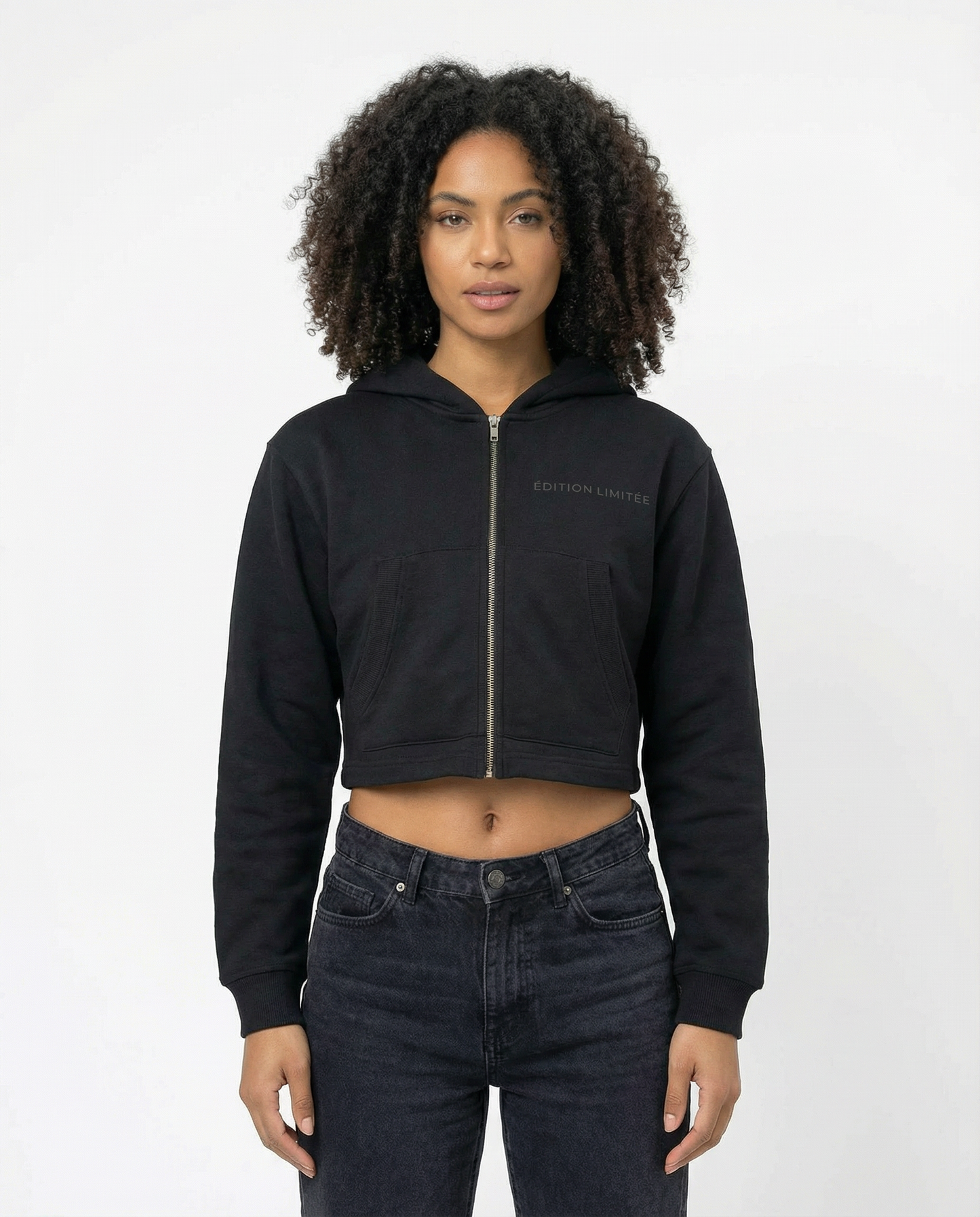 XI Édition Limitée Cropped Zip Hoodie In Black